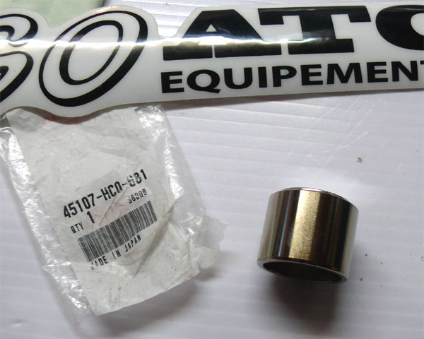 Piston brake front oem new ATC HONDA 250R 200X TRX