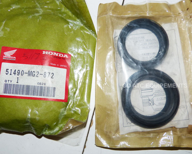 Kit joint et cache poussière de fourche OEM neuf ATC HONDA 250R 1985-86