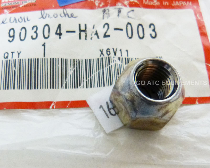 Nut wheel clip OEM new ATC HONDA 200X 250R 350X
