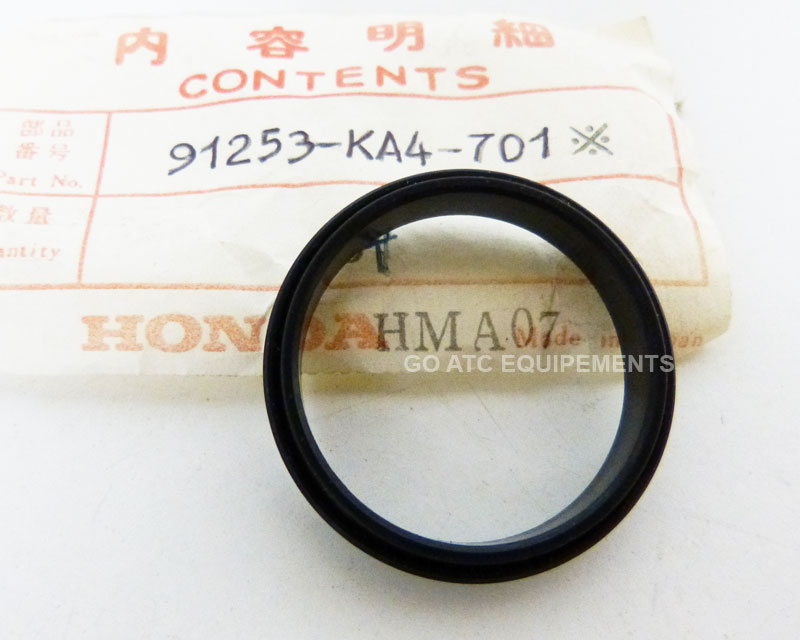 Dust NEW OEM ATC HONDA 250R 83-84 350X
