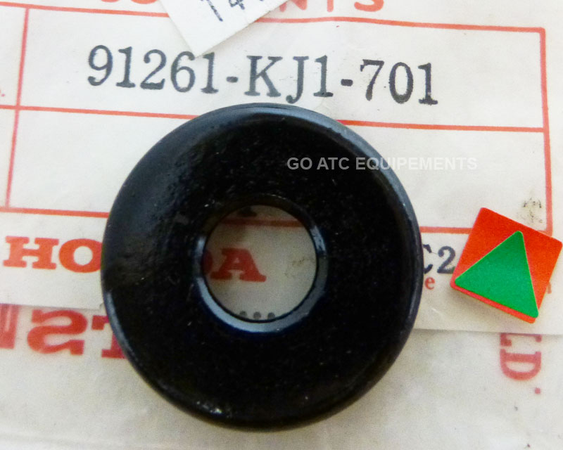 Seal cushion arm pivot New OEM ATC HONDA 250R 1983-84 - Image 3