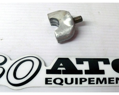 holder under handlebar used Honda ATC - TRX - Image 3