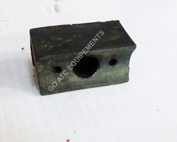 Rubber seat setting Used HONDA 250ES 1985-87 - Image 3