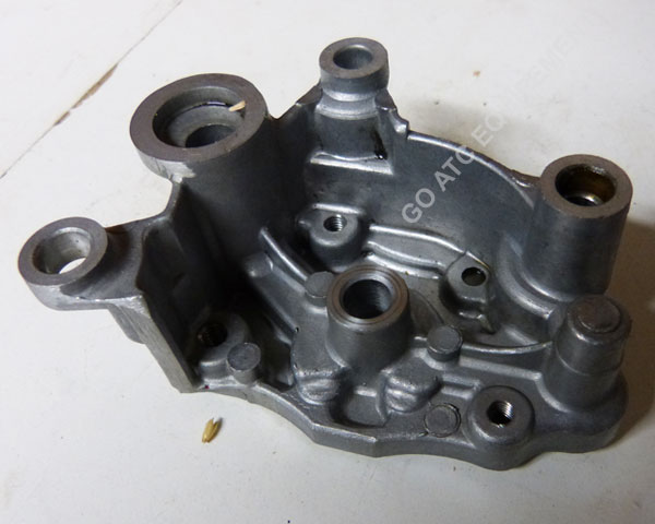 Corps de pompe à huile Occasion HONDA 250ES Big red 86 – Image 3