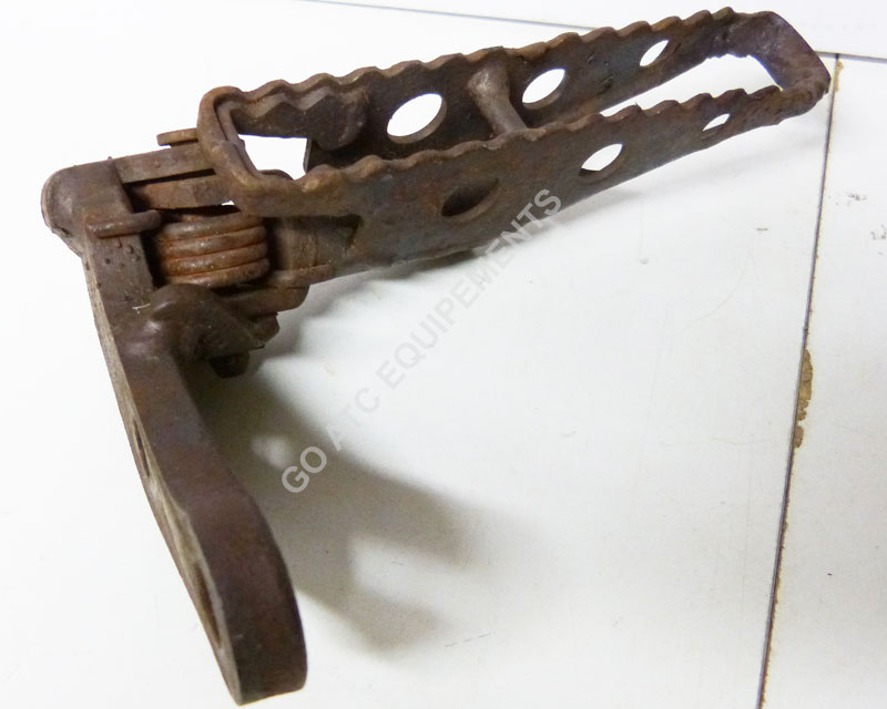 Cale pieds droit Occasion ATC HONDA 250R 1985 – Image 6