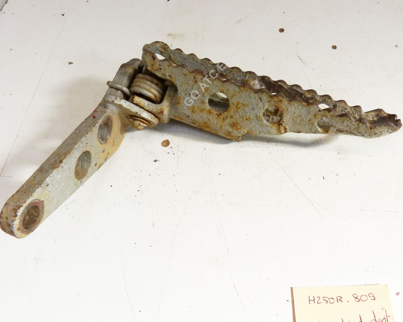 Right foot pegs Used ATC HONDA 250R 83-84