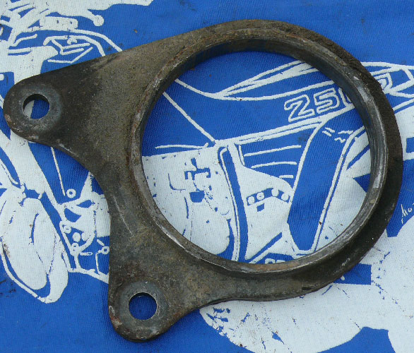 Rear brake caliper bracket Used HONDA 250R 1985 -