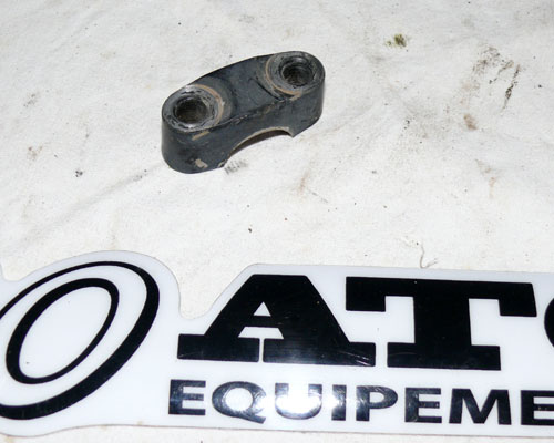 Holder handle upper - Used - ATC YAMAHA Tri-z 250