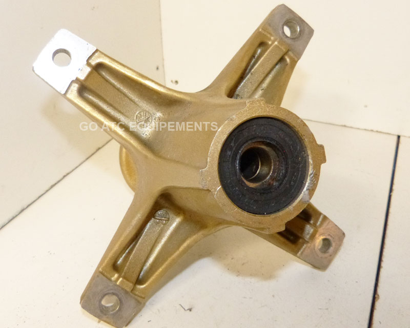 Front wheel hub Used YAMAHA Tri-z 250 1985-86