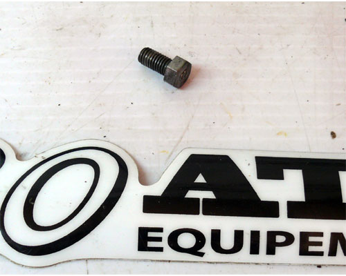 Footrest bolt Used ATC YAMAHA YT175