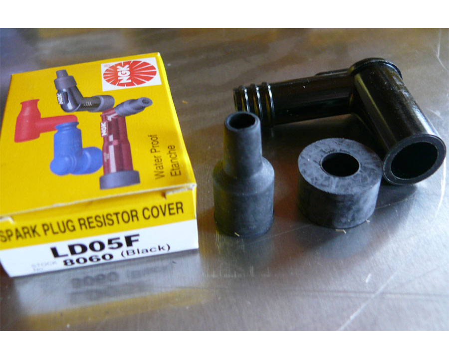 Spark plug resistor cover HONDA FL250 / ALT 125 / YTM200 / BW200
